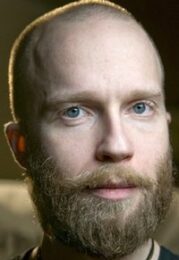 Денис Крючков