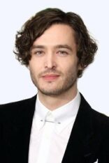 Alexander Vlahos