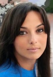 Ana Esther Alborg