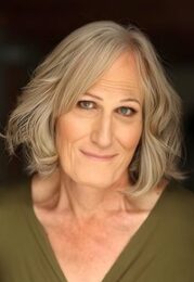 Bobbi Charlton