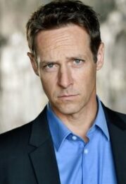 Christopher Rob Bowen