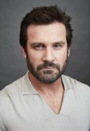 Clive Standen