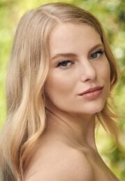 Danielle Lauder