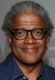 Elvis Mitchell