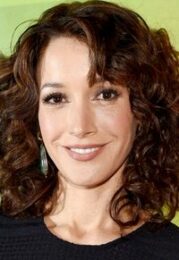 Jennifer Beals