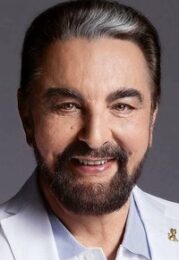 Kabir Bedi