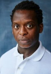 Kobna Holdbrook-Smith