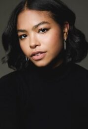 Navia Robinson