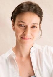 Núria Adrián Campbell