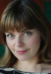 Rebecca Shoichet