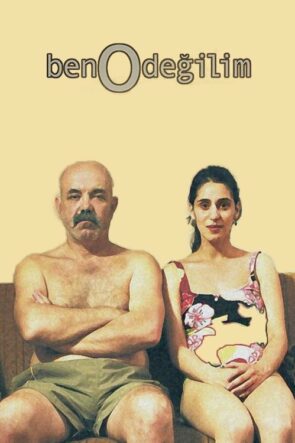 Ben O Değilim izle (2013)